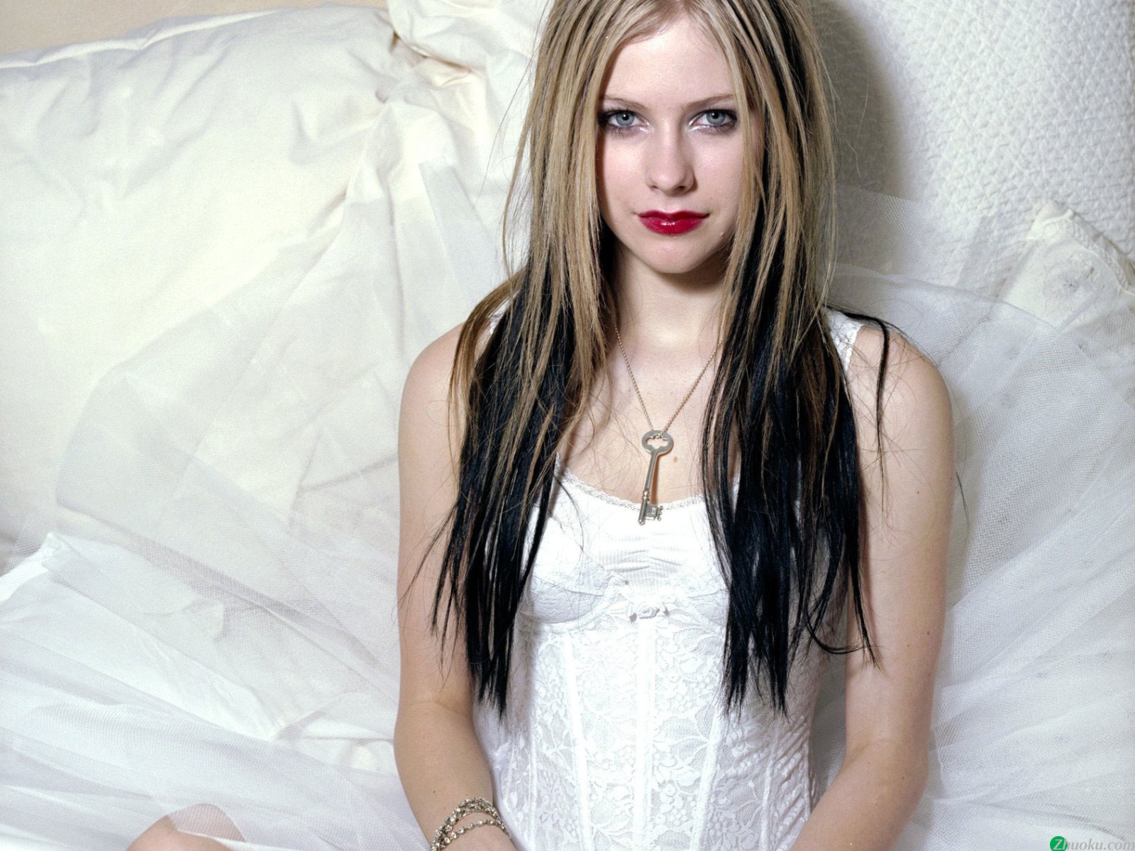 2020 Avril Lavigne艾薇儿香港演唱会演出信息详情介绍_大河票务网