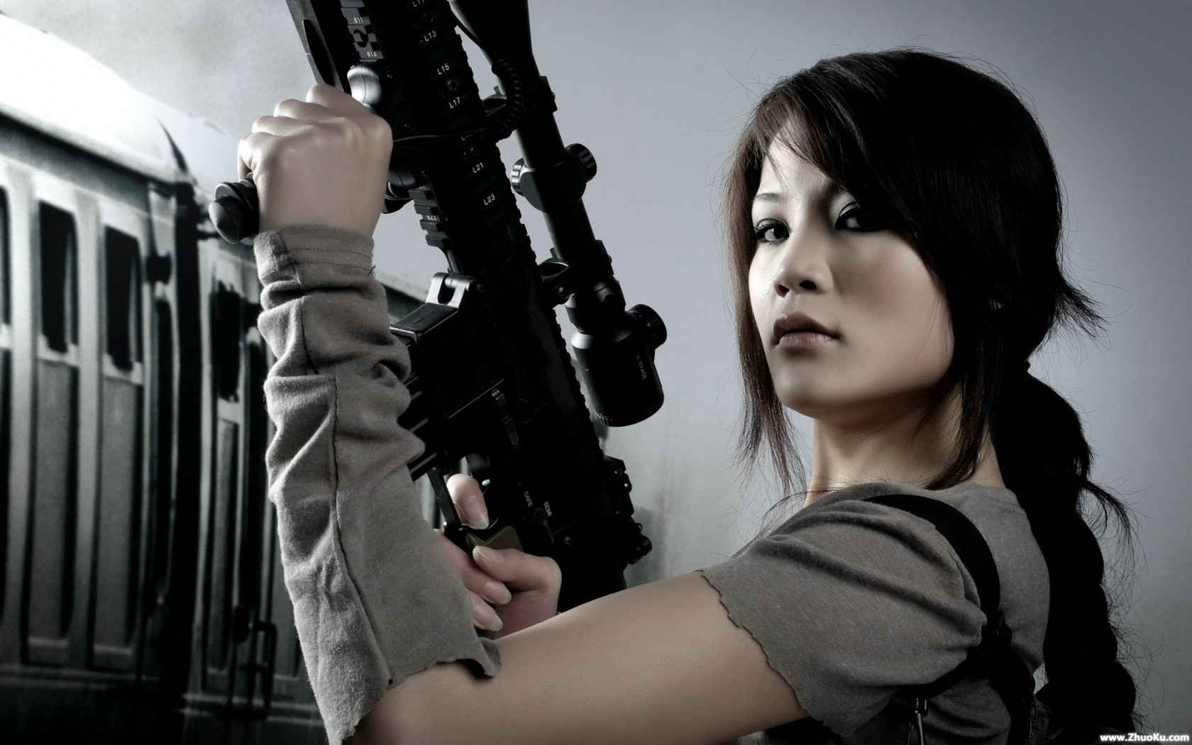 军事美女 高清酷黑壁纸 壁纸7