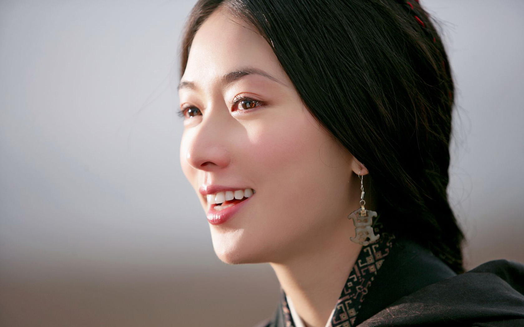 林志玲 赤壁中饰演小乔写真 高清宽屏壁纸 壁纸5